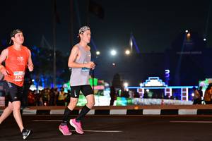 BIB: 276
                            <button type="button" onclick="openModal(15077023)" class="btn btn-primary btn-sm float-right btn-popup" data-toggle="modal" data-target=".modal-high-quality">
                        <i class="fas fa-shopping-cart"></i> Add to Cart
                    </button>
                                            <button type="button" onclick="isThisMe(15077023, true)" class="btn btn-success btn-sm float-right btn-popup btn-isme hidden" data-toggle="tooltip" data-placement="bottom" title="นี่คือรูปของคุณใช่ไหม คลิกที่นี่เพื่อเอาเข้าอัลบั้ม">
                        <i class="fas fa-plus"></i> Add to album
                    </button>
                    <button type="button" onclick="isThisMe(15077023, false)" class="btn btn-warning btn-sm float-right btn-popup btn-isnotme hidden">
                        <i class="fas fa-ban"></i> Remove from album
                    </button>